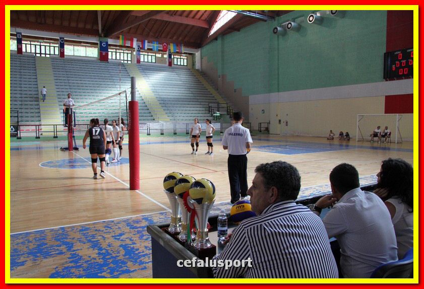 150614 volley 353_tn.jpg